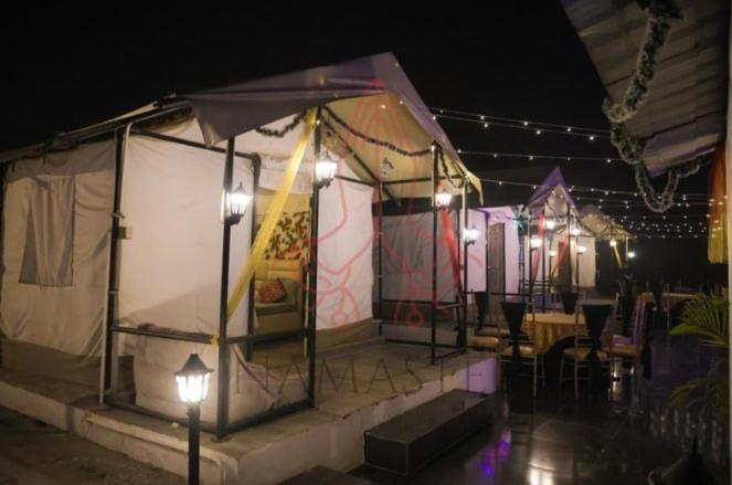 Luxury Farmhouse In Chhatarpur With Pool New Delhi Bagian luar foto